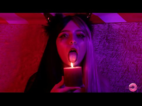 ❤️ Blowjob angerddol o Sexy Succubus gyda Chyflawniad Genau ❤️ Rhyw super wrthon ni ❤